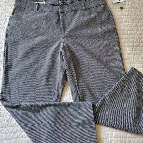 LORD & TAYLOR KELLY ANKLE PANTS SIZE 18W NEW STRAIGHT LEG MID RISE - Picture 3 of 10